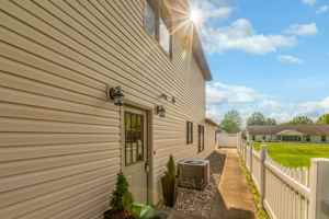 featured image of 510 N Beadle Dr