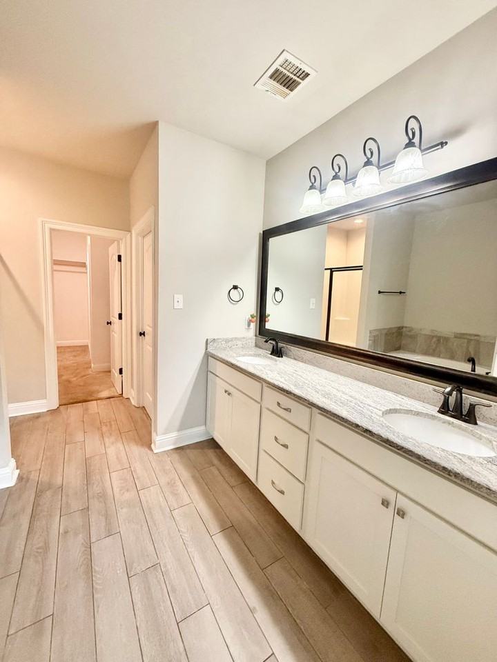 16052 Summer Gardens Ave - Photo 7 of 16