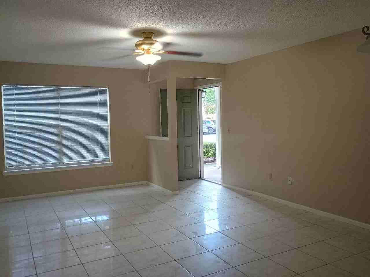 113 Reserve Cir #101 - Photo 5 of 9