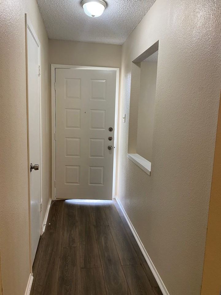 12123 Stevens Ct - Photo 2 of 19