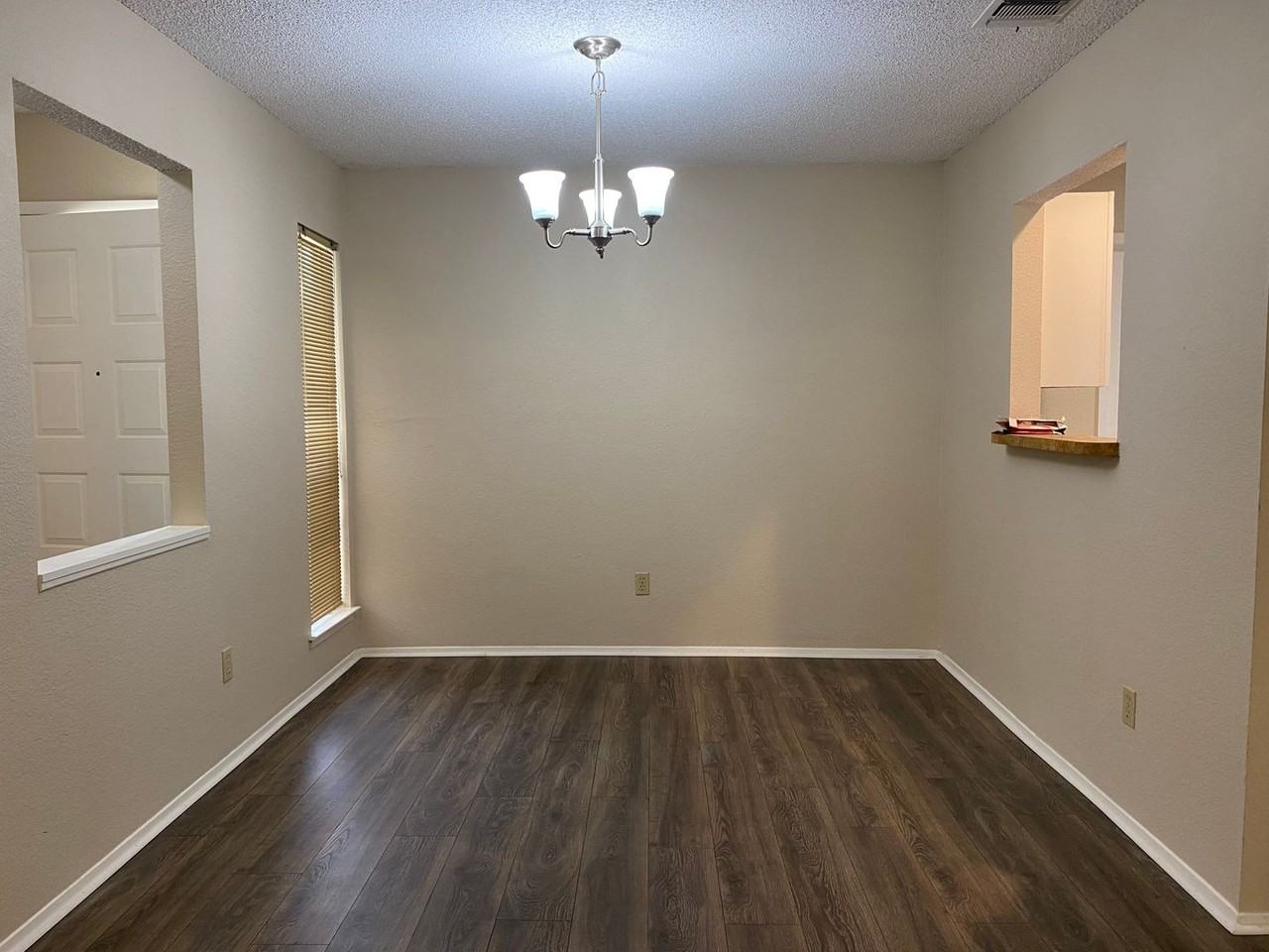 12123 Stevens Ct - Photo 4 of 19