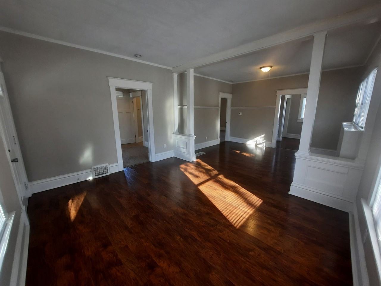 1805 24th Dr - Photo 2 of 31