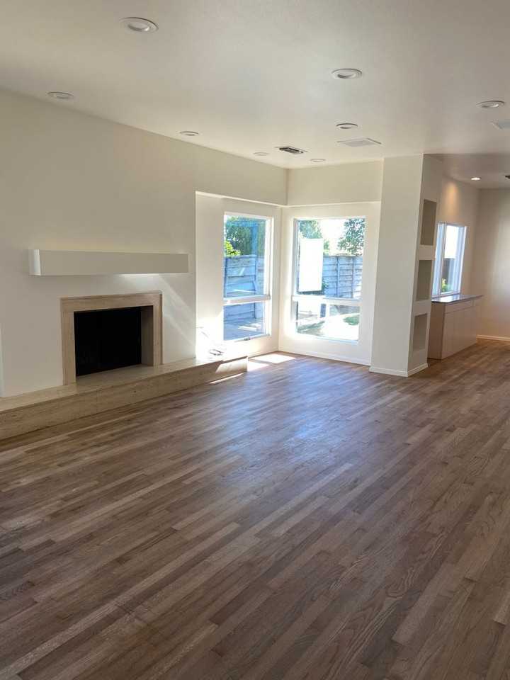 9234 S Alta Ave - Photo 4 of 45