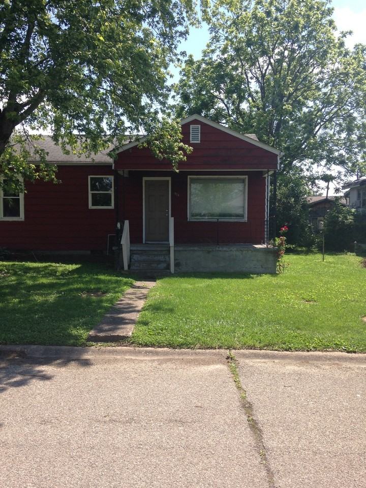 526 Drew St - Photo 2 of 2