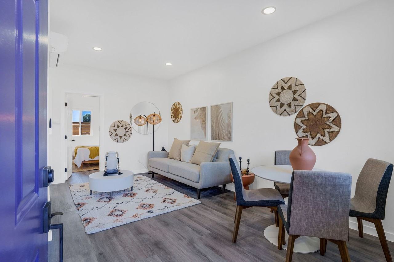 4955 68th St - Photo 2 of 17