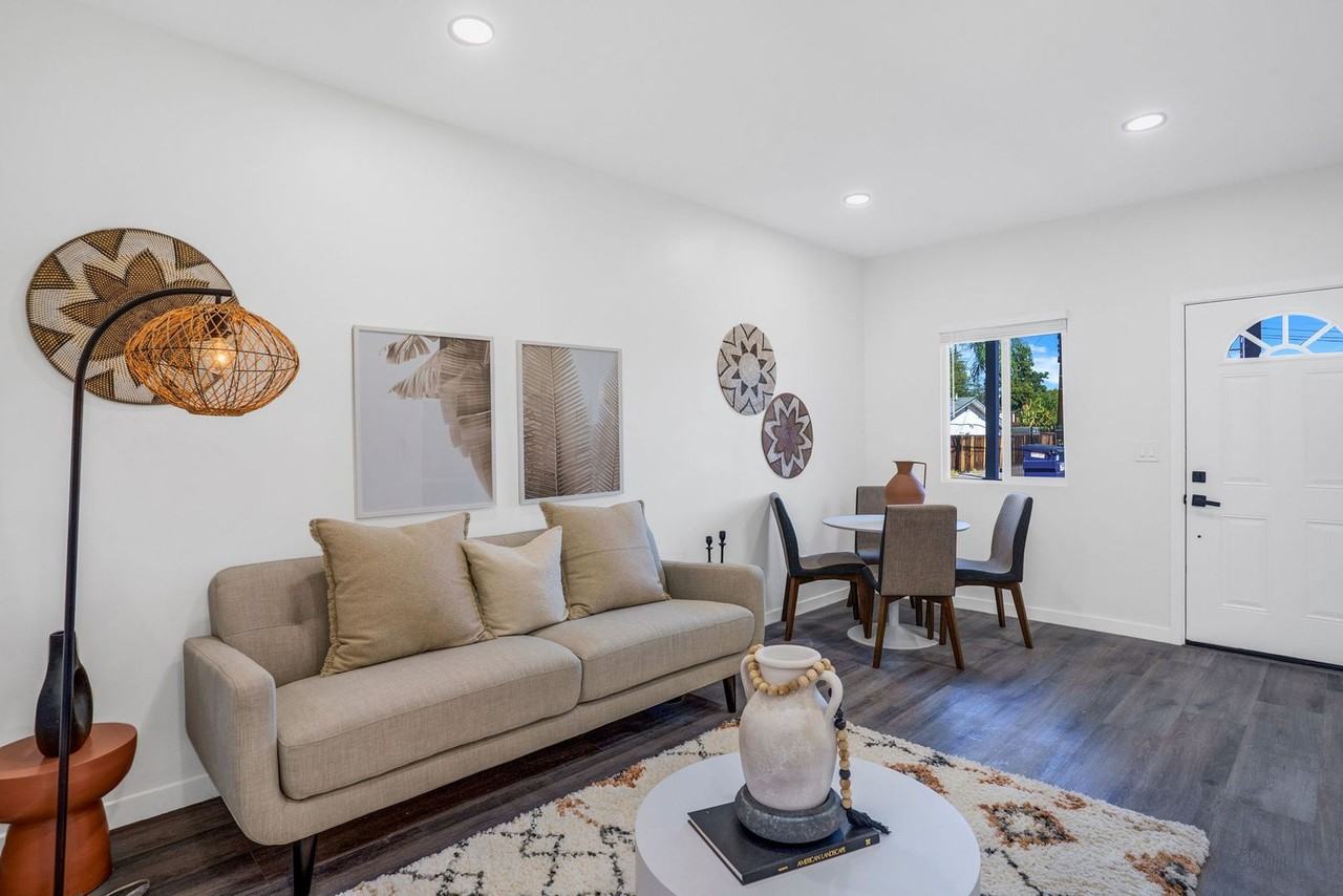 4955 68th St - Photo 5 of 17