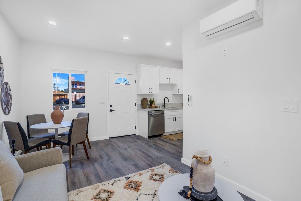 4955 68th St - Photo 6 of 17