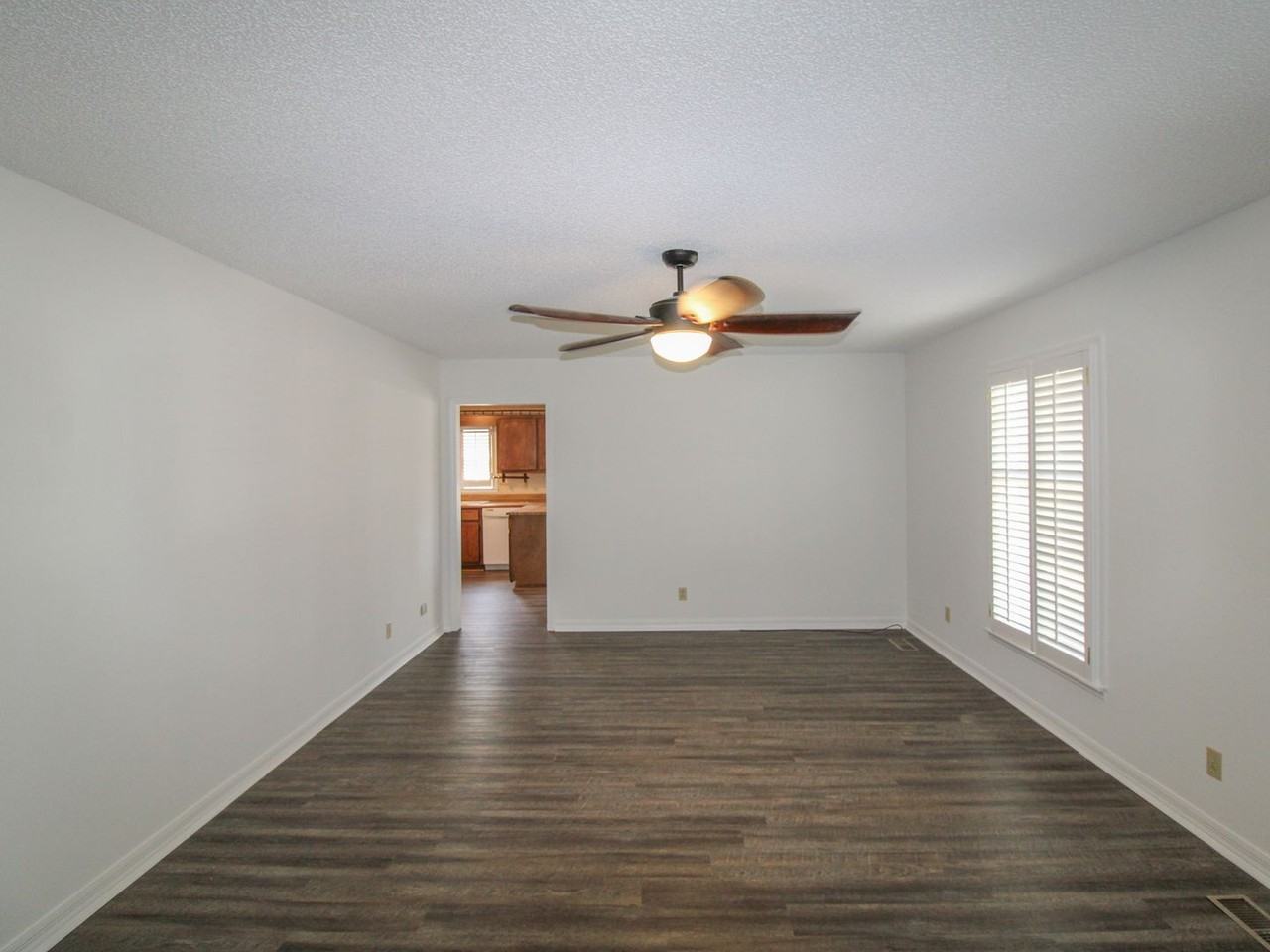 530 Rose St - Photo 5 of 34