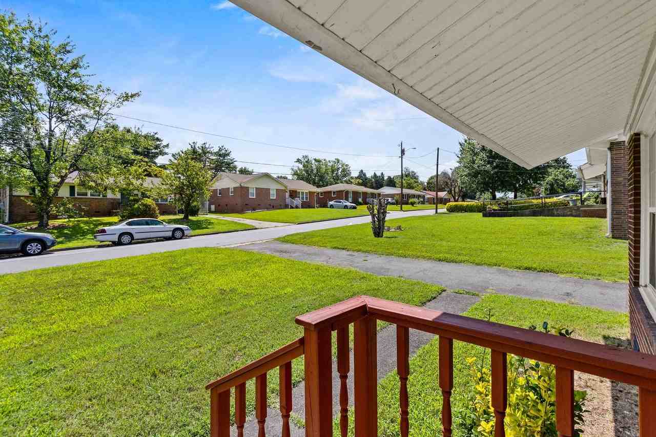 533 Hemingway St - Photo 2 of 31