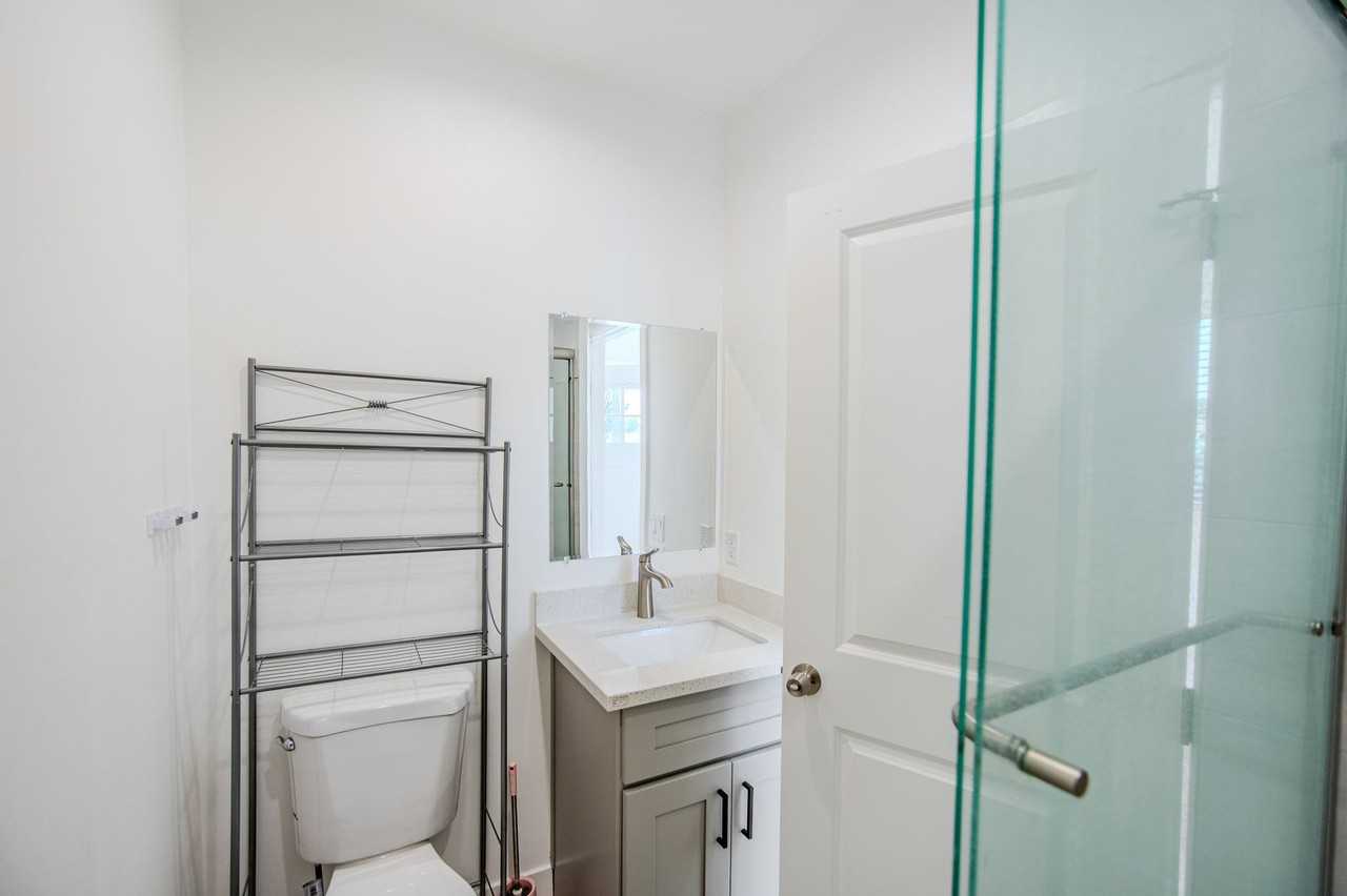 10691 Mckeen St - Photo 7 of 8