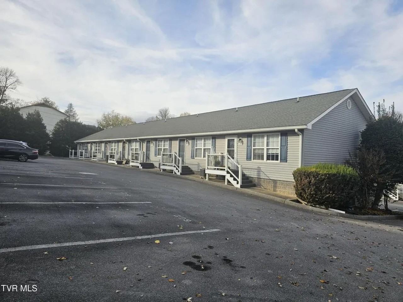 Laurel Brook Community - Photo 3 of 9