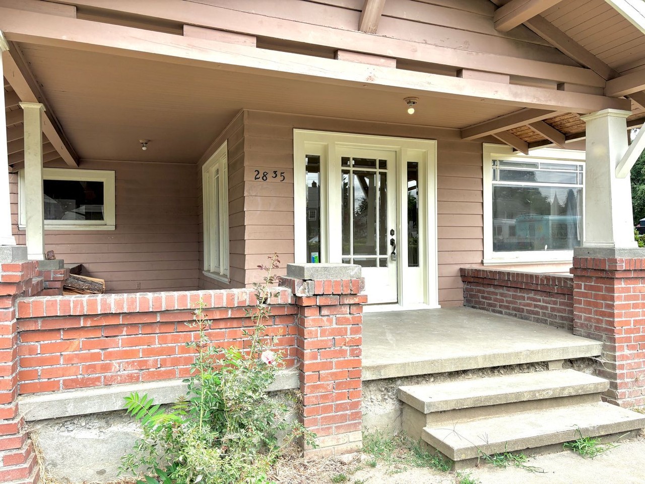 2835 Se Harrison St - Photo 2 of 30