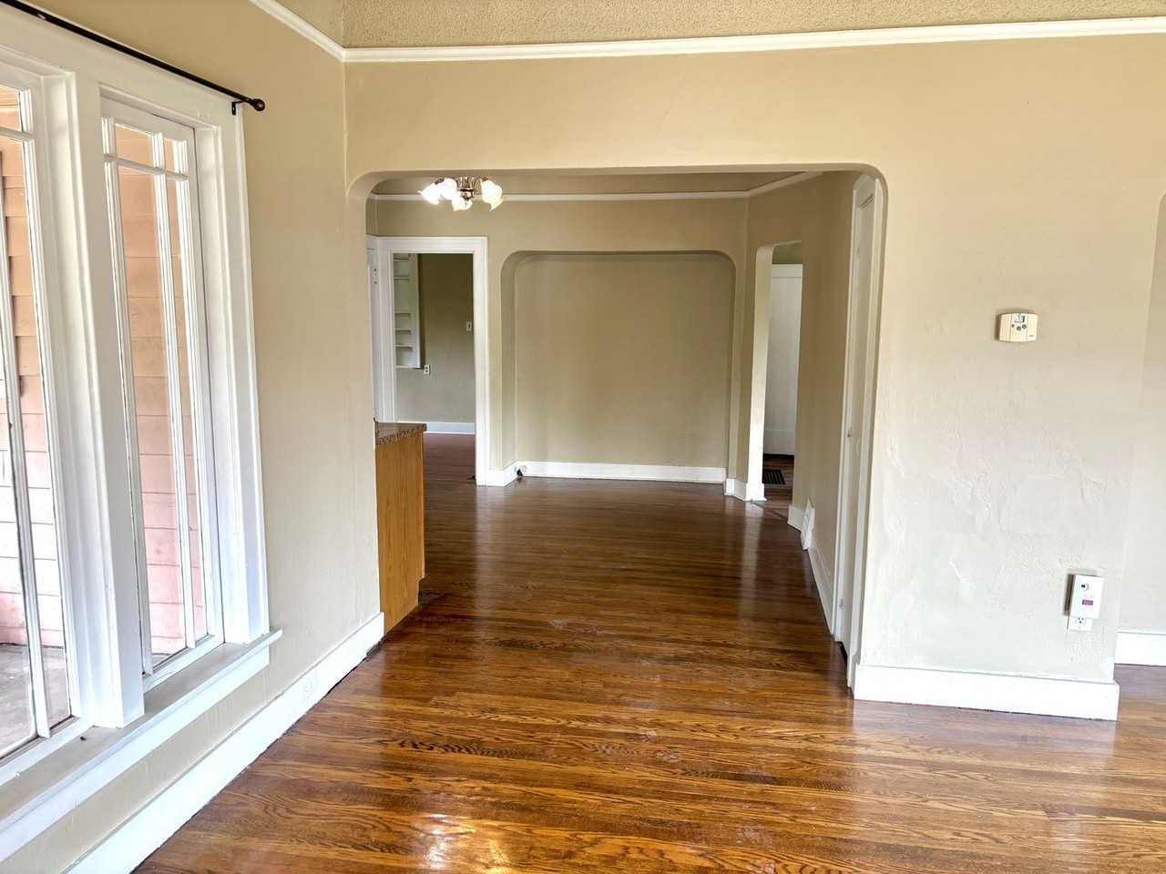 2835 Se Harrison St - Photo 5 of 30