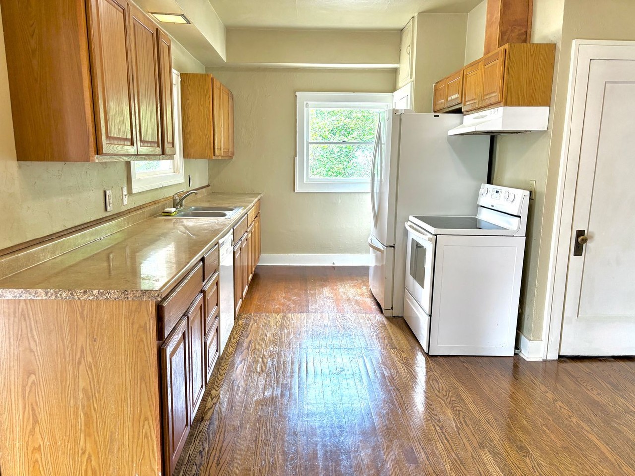 2835 Se Harrison St - Photo 7 of 30