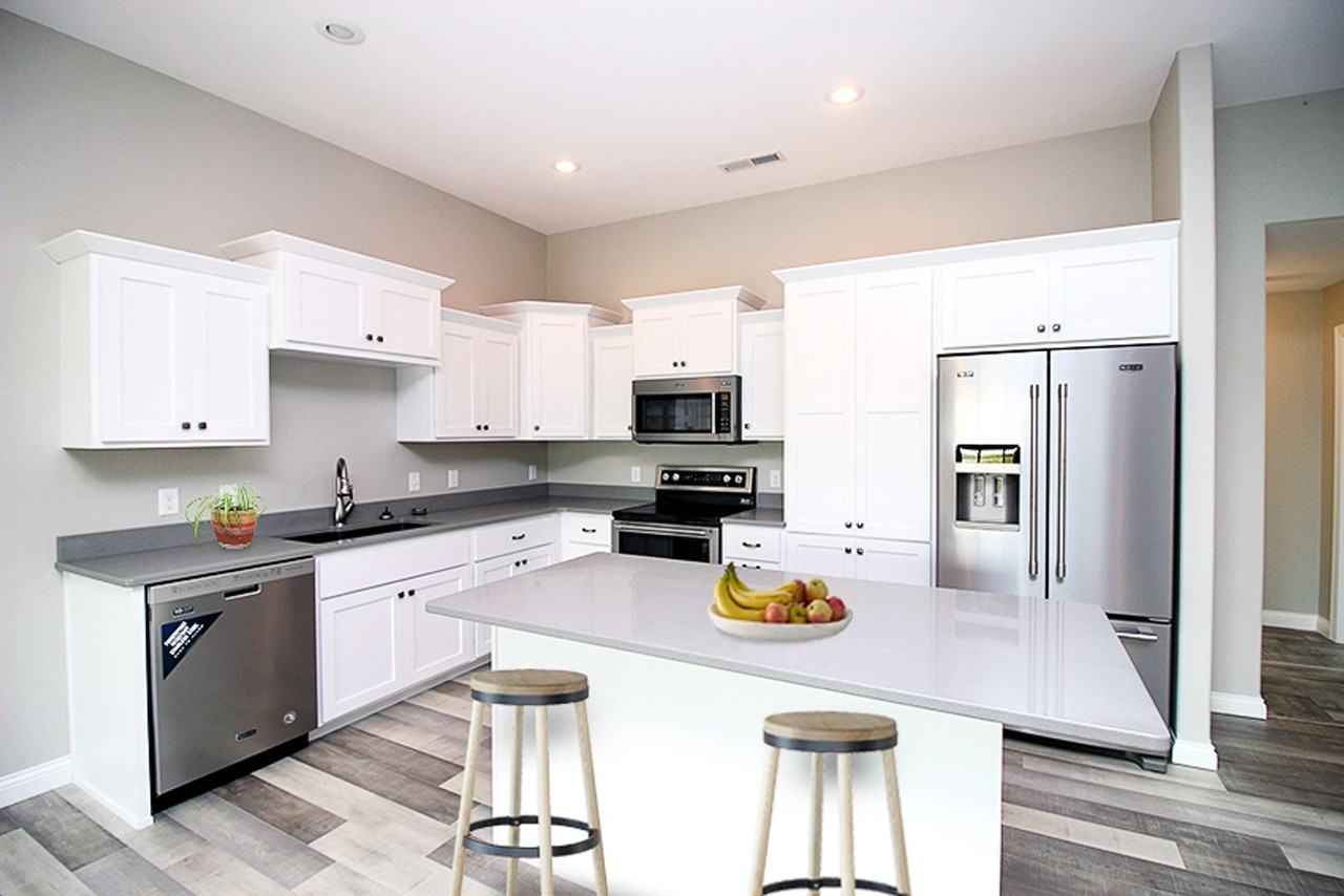 2516 Aquarius Ave Se - Photo 3 of 7