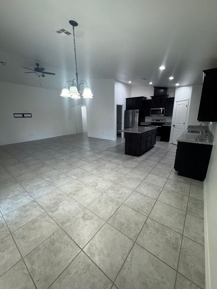 12552 E 49th Ln - Photo 3 of 21