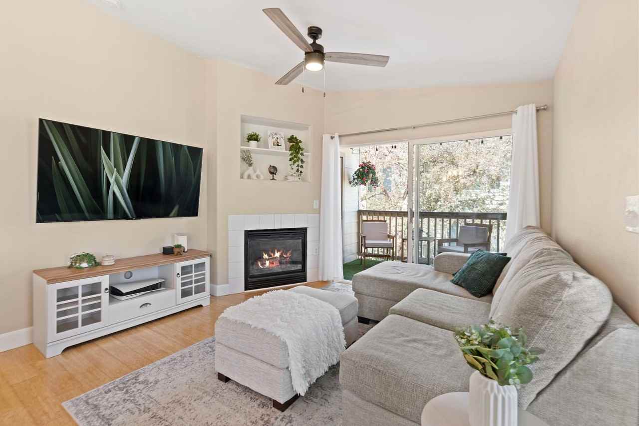 8615 W Berry Ave #203 - Photo 3 of 42