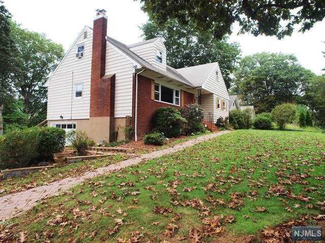 271 Cedar Ln - Photo 2 of 15