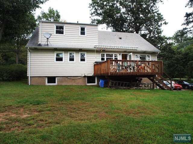 271 Cedar Ln - Photo 3 of 15