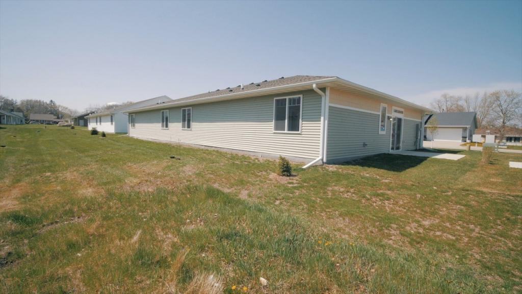 812 Park Lane Drive - Photo 4 of 28