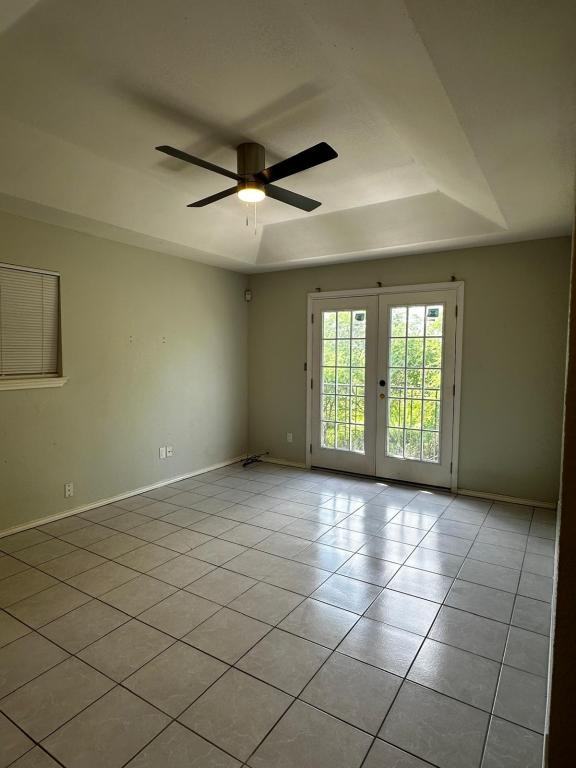 1802 Oasis Ave - Photo 3 of 12