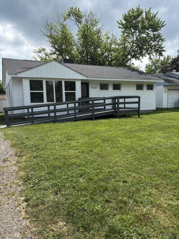 4228 Thompson Dr - Photo 2 of 11