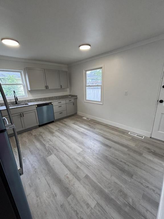 4228 Thompson Dr - Photo 5 of 11