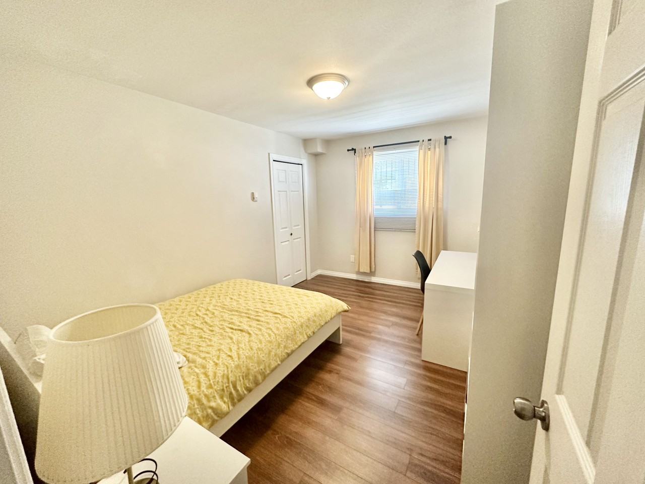 801 12th St - Photo 2 of 6