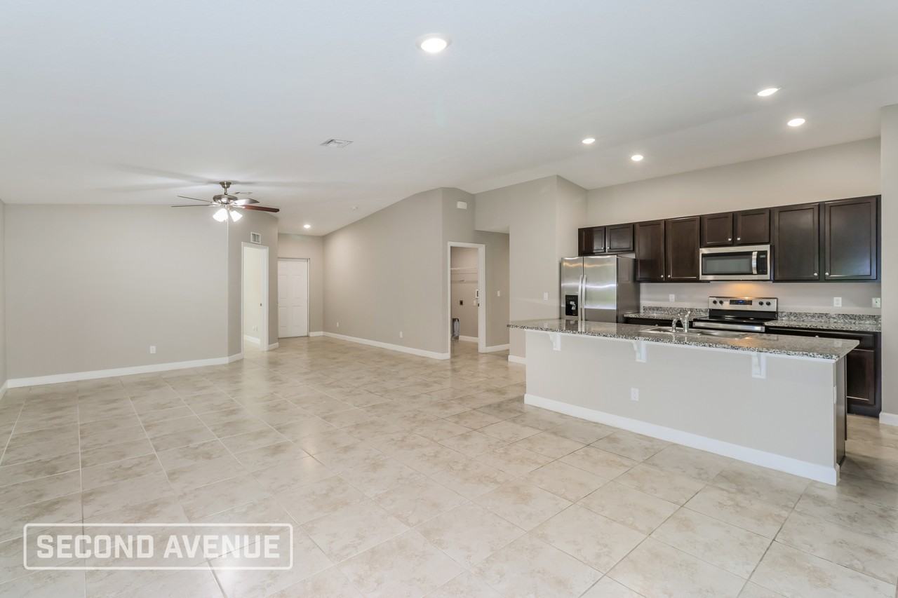 256 Santo Domingo Ave Sw - Photo 5 of 28