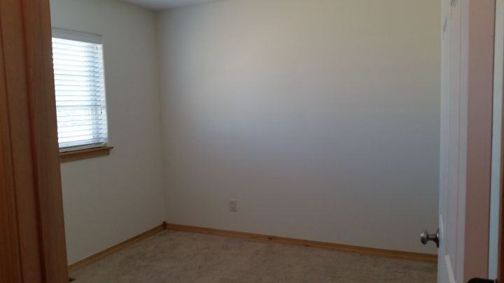 612 Claremont Rd #612 - Photo 3 of 7