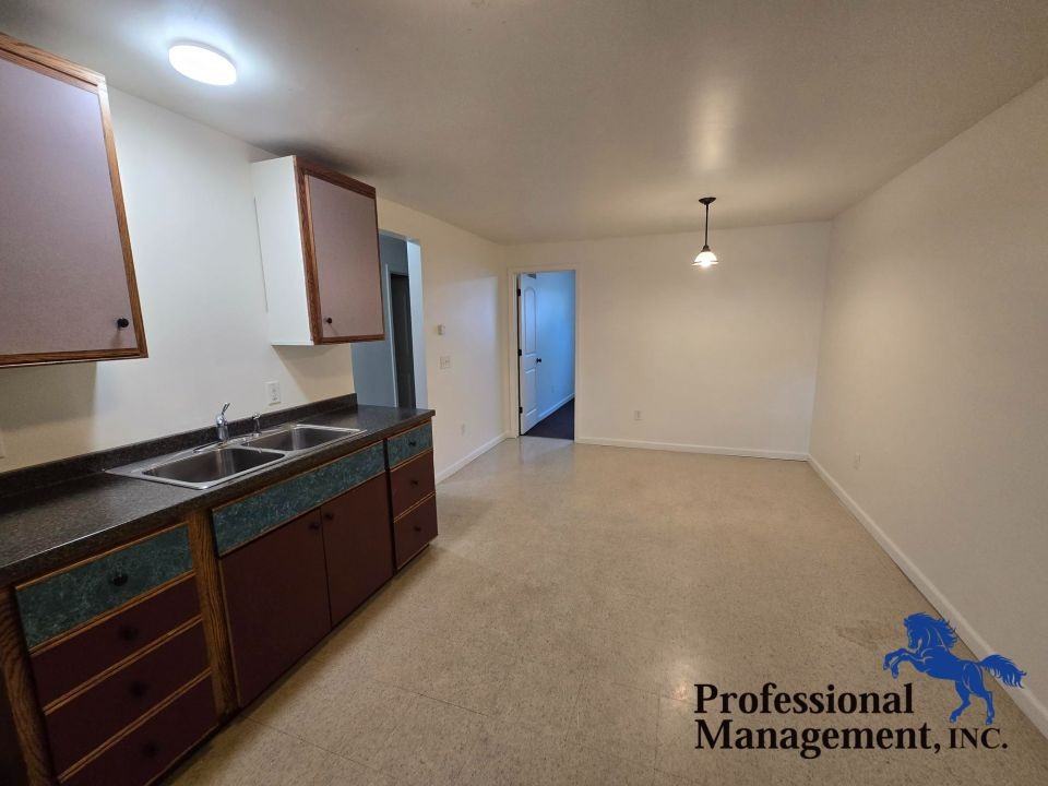 4117 State Ave - Photo 4 of 9