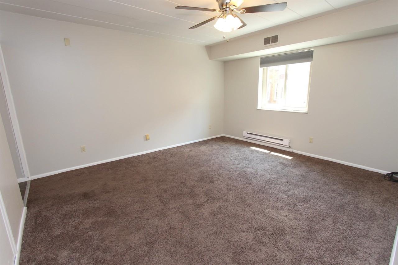 325 N Craig St #305A - Photo 6 of 6