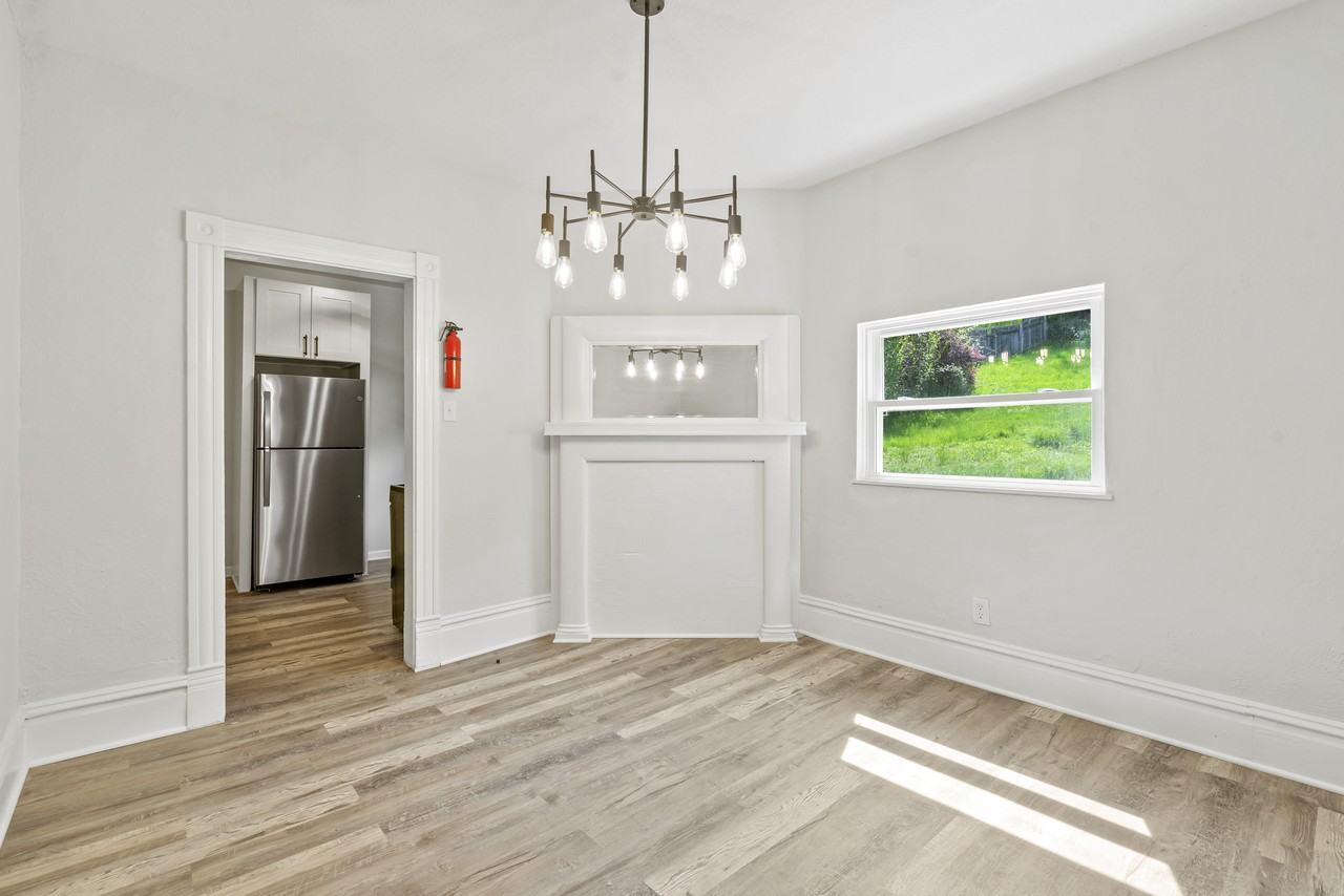 2723 Kingwood Street - Photo 2 of 29