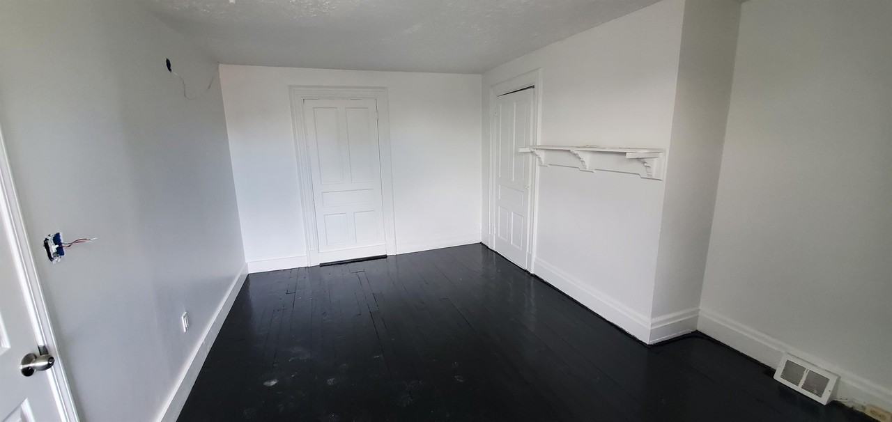 1809 Rialto St #2 - Photo 2 of 12