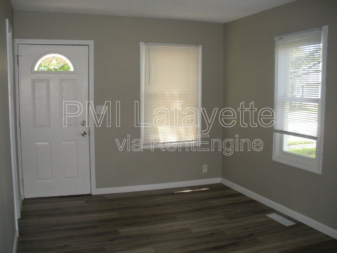 1726 Charles St - Photo 3 of 6