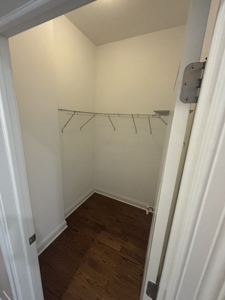 212 N Halsted St #2 - Photo 5 of 38