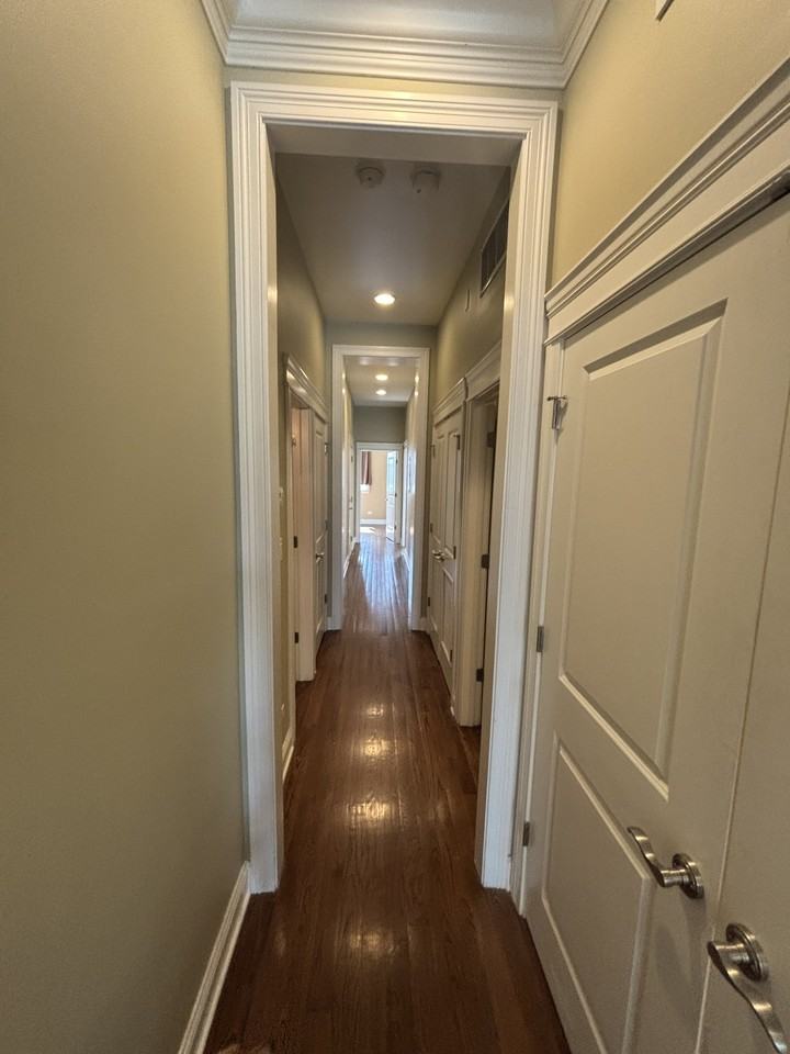 212 N Halsted St #2 - Photo 6 of 38