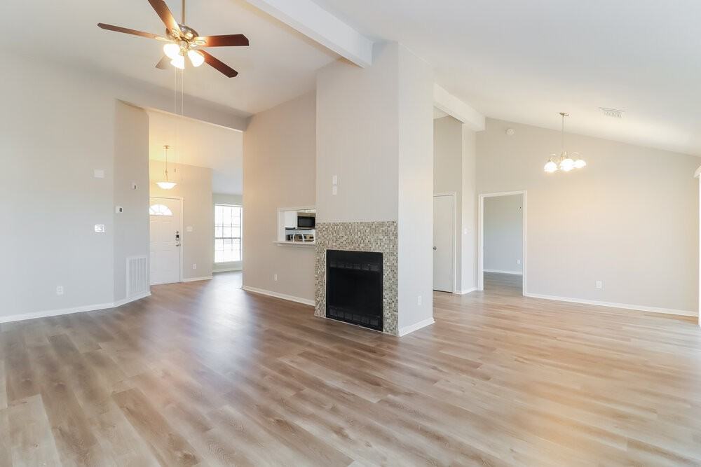 6503 Rockland Dr - Photo 3 of 16