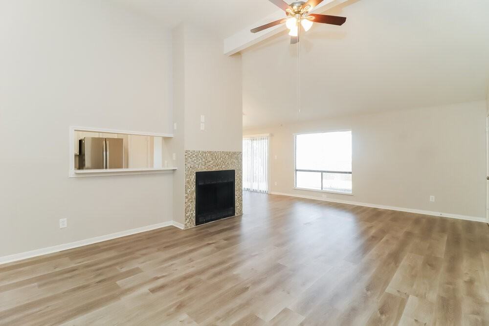 6503 Rockland Dr - Photo 4 of 16