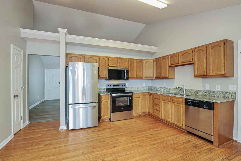 235 Lorraine Dr - Photo 7 of 16
