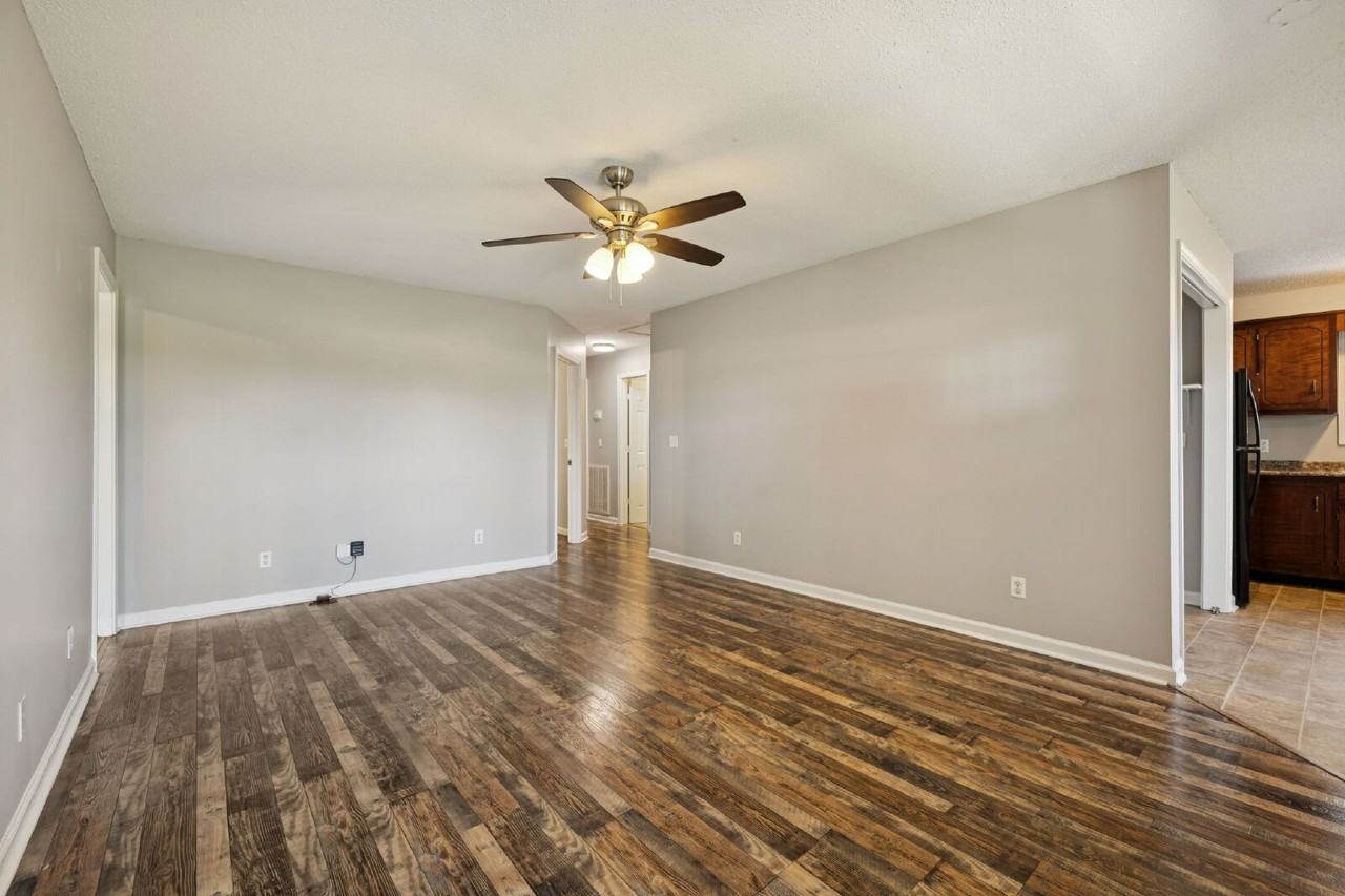 560 Grays Chapel Rd - Photo 6 of 29