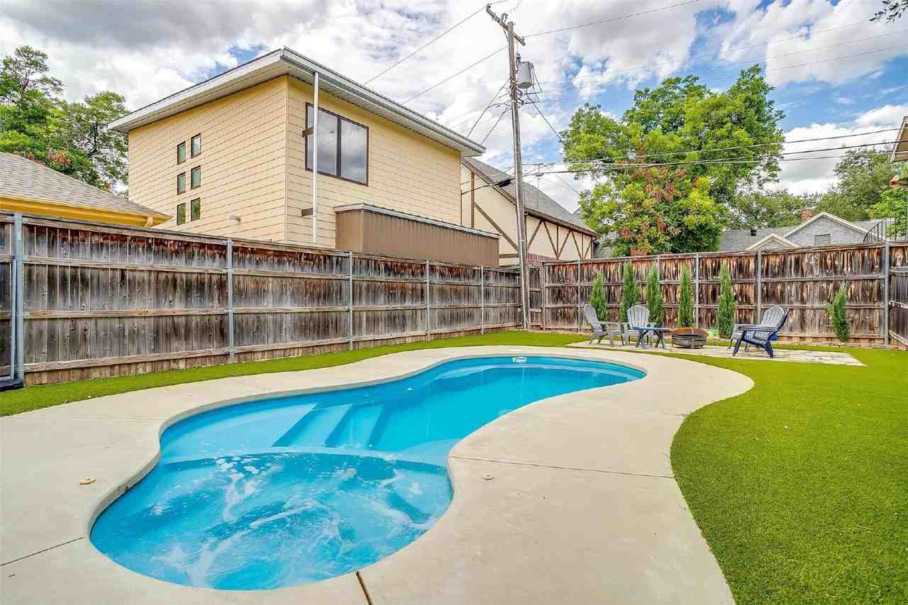 2024 Wilshire Blvd - Photo 3 of 19