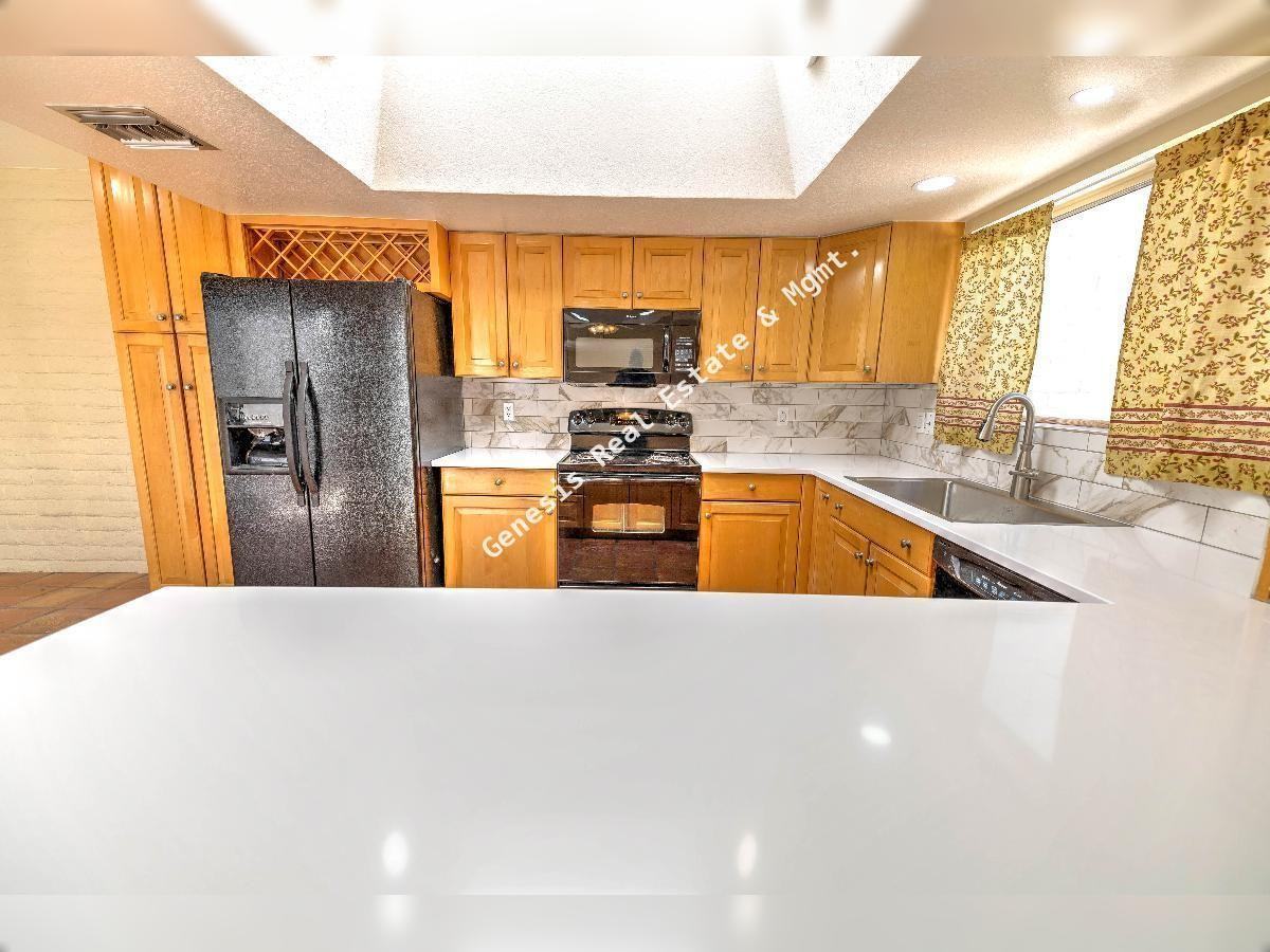4741 E Calle Elegante - Photo 5 of 29