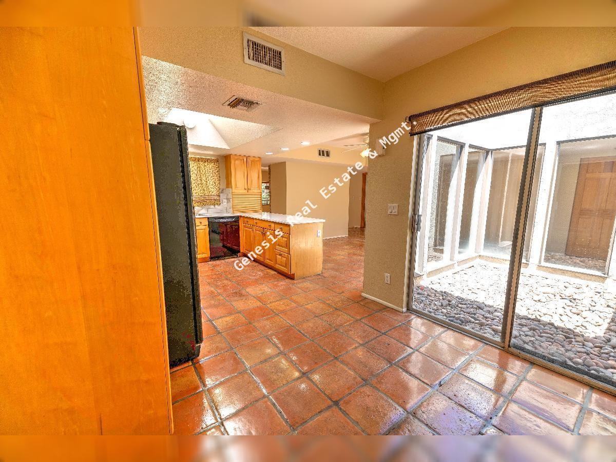 4741 E Calle Elegante - Photo 7 of 29