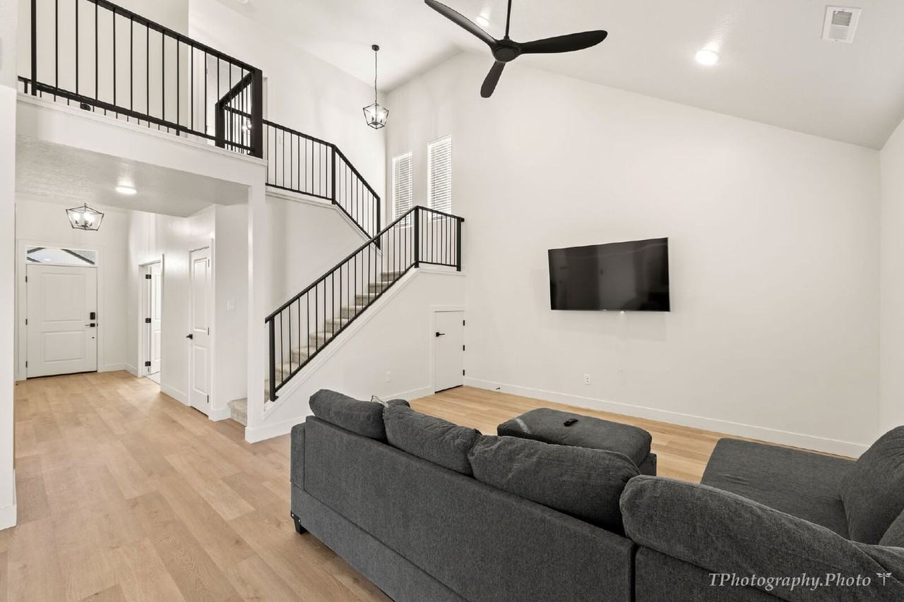 770 S Liberty Cove Dr #D - Photo 6 of 18