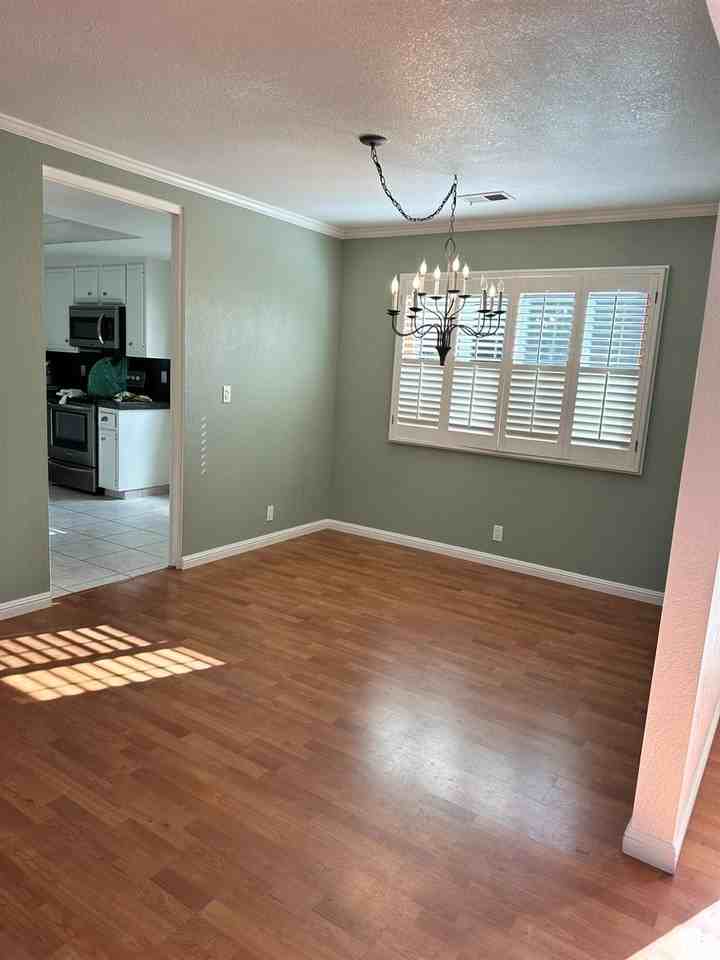 44771 Garden Ct - Photo 7 of 29