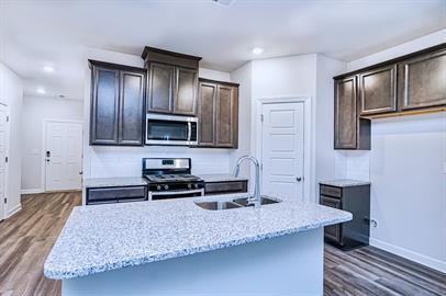 206 Telford Dr #1 - Photo 2 of 19