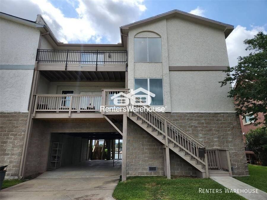 25 Harbour Dr - Photo 3 of 22