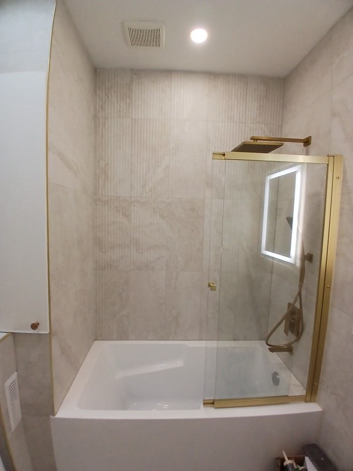 5510 Avenue Durocher - Photo 2 of 34