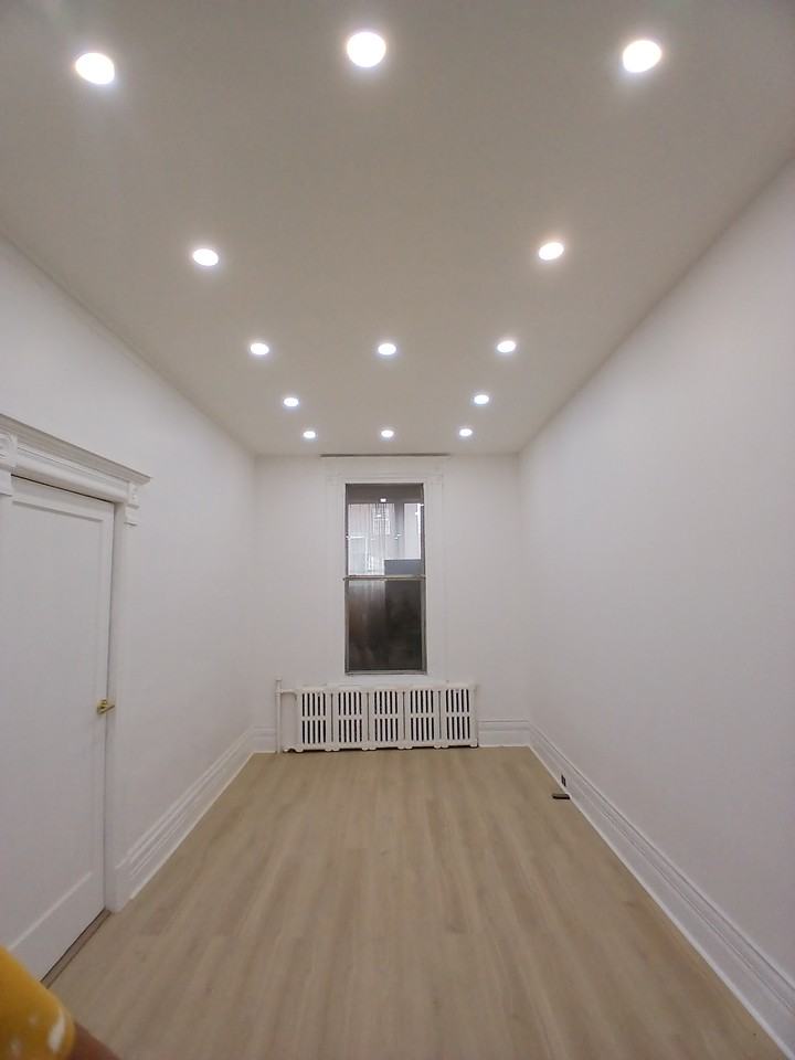 5510 Avenue Durocher - Photo 7 of 34